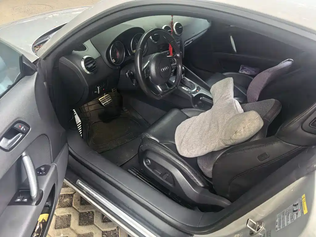 Audi TT — миниатюра 4