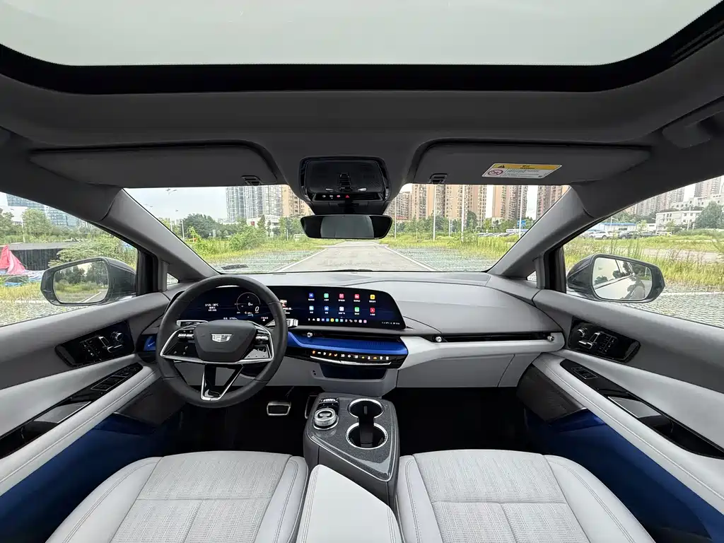 Cadillac IQ — миниатюра 6