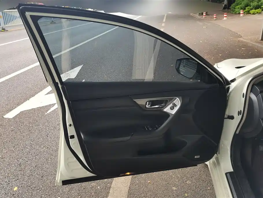 Nissan Altima 2014 2.5L XV