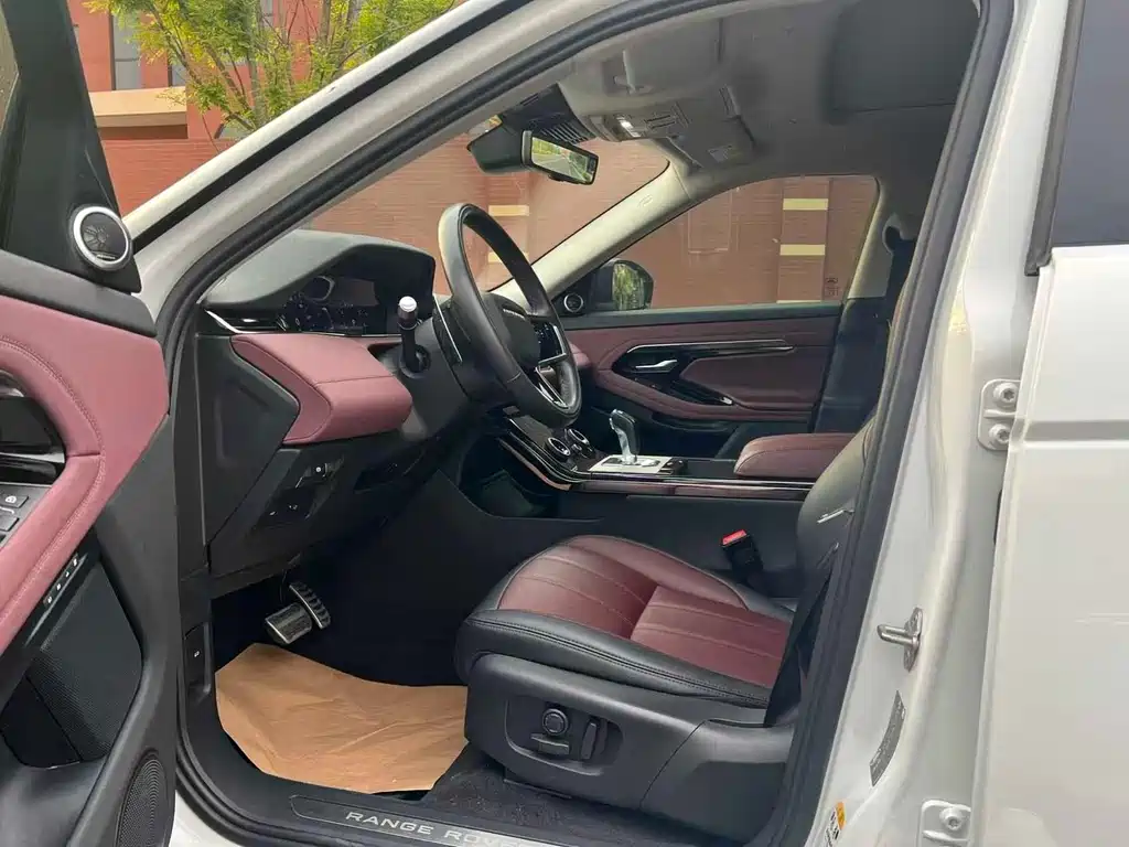 Land Rover Range Rover Evoque 2022 L 249PS R-Dynamic Luxury