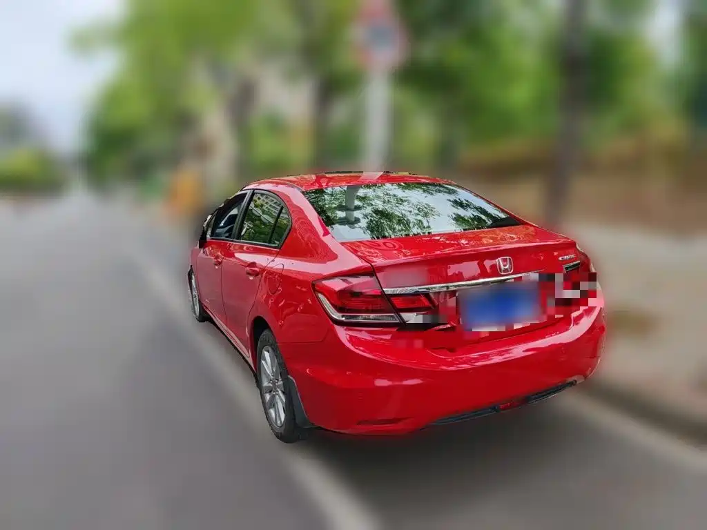 Honda Civic — миниатюра 4