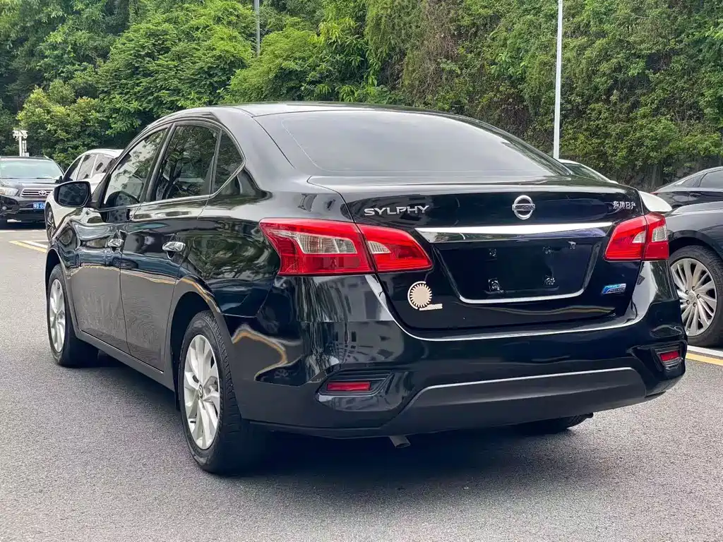 Nissan Sylphy — миниатюра 2