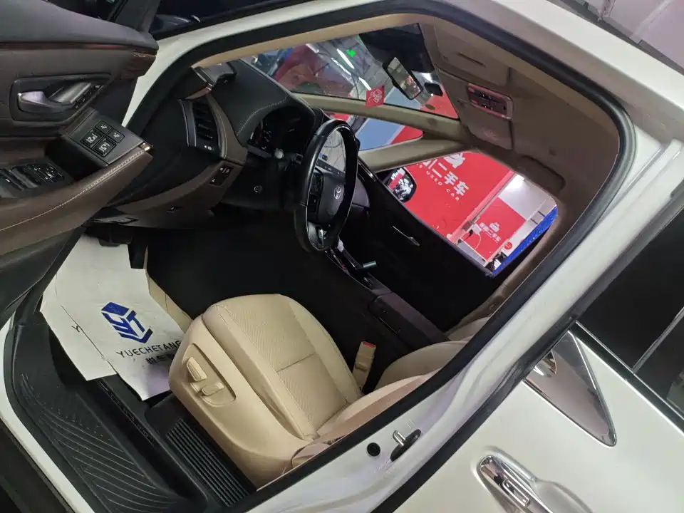 Toyota Alphard 2024 2.5L Premium