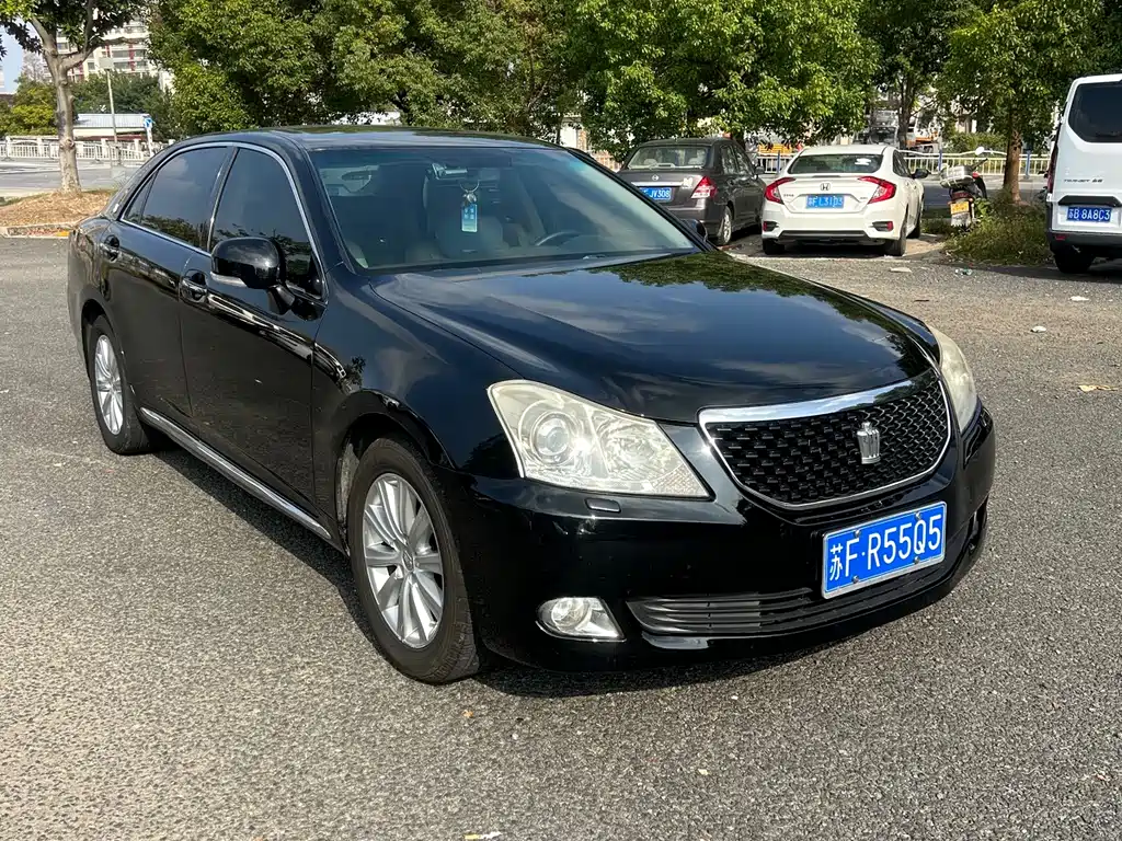 Toyota Crown 2011 2.5L Royal