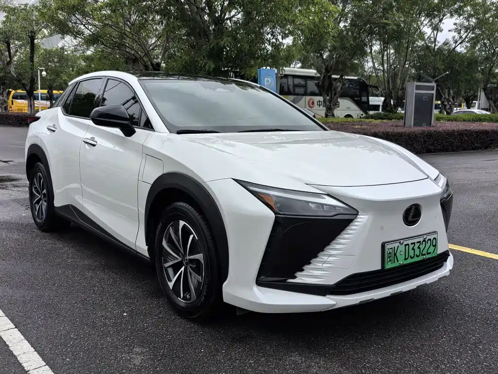 Lexus RZ 2023 450e