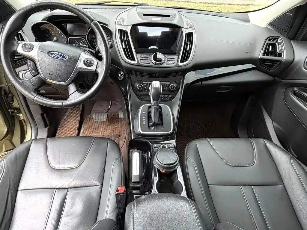 Ford Kuga — миниатюра 6