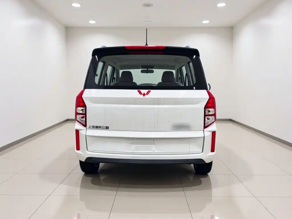Wuling Hongguang PLUS — миниатюра 3