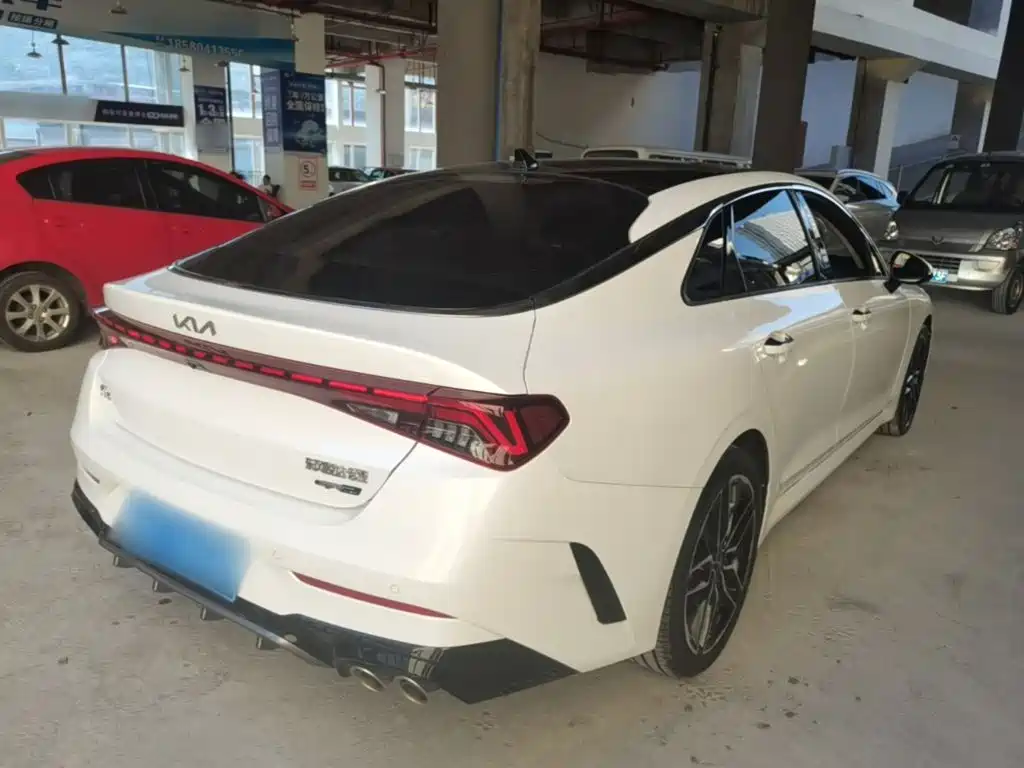 Kia K5 — миниатюра 7