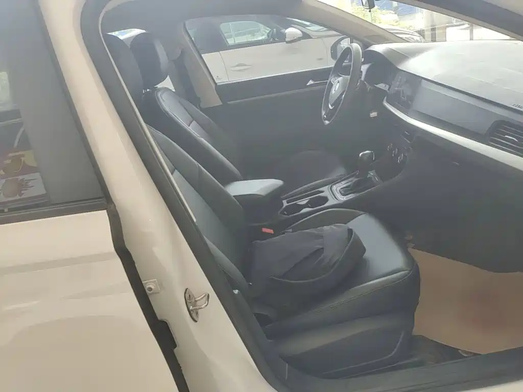 Volkswagen Lavida — миниатюра 25