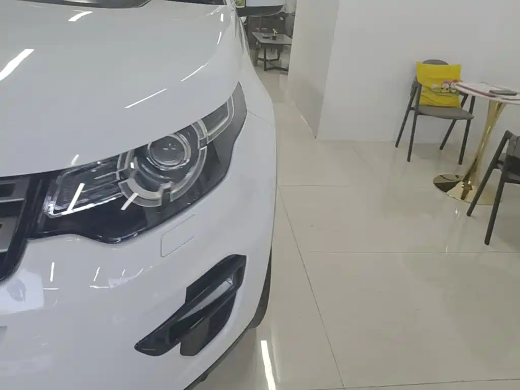 Land Rover Discovery Sport — миниатюра 24