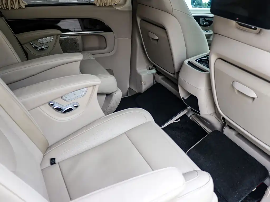 Mercedes-Benz V-Class V 2016 V 260 Luxury
