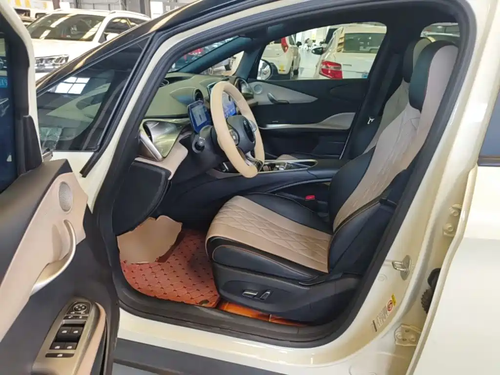 BYD Dolphin — миниатюра 16