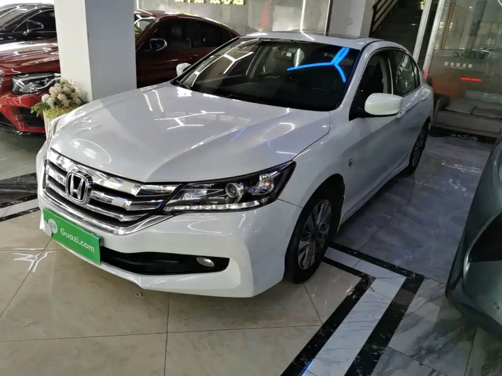 Honda Accord — миниатюра 2