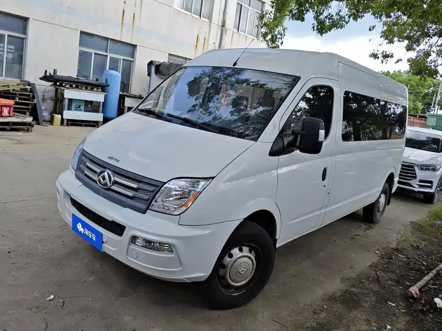 MAXUS V80