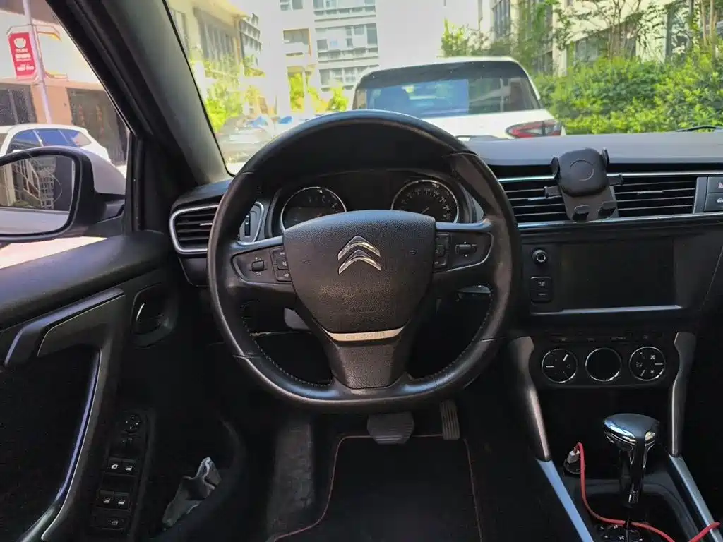 Citroen C3-XR — миниатюра 3