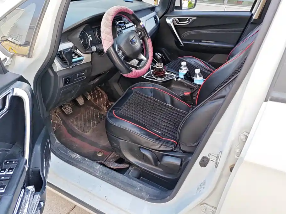 Geely Vision X3 — миниатюра 9