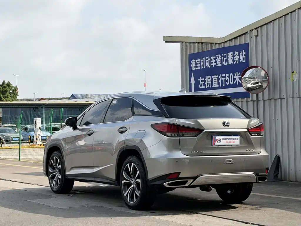 Lexus RX — миниатюра 5