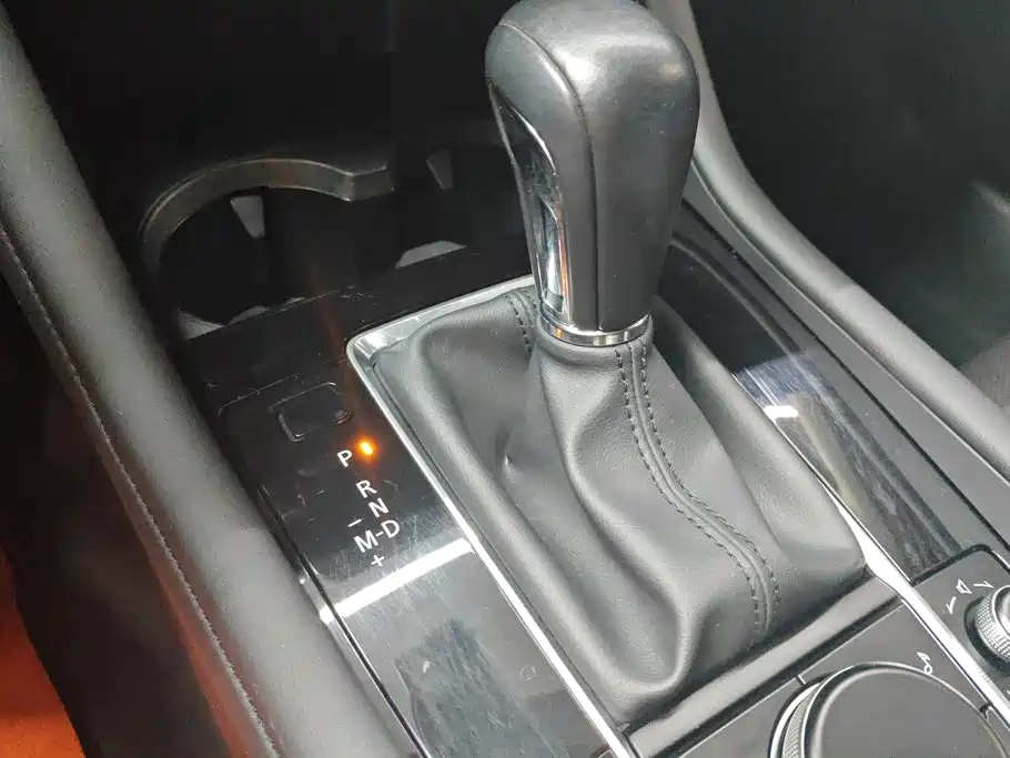 Mazda 3 Axela — миниатюра 16