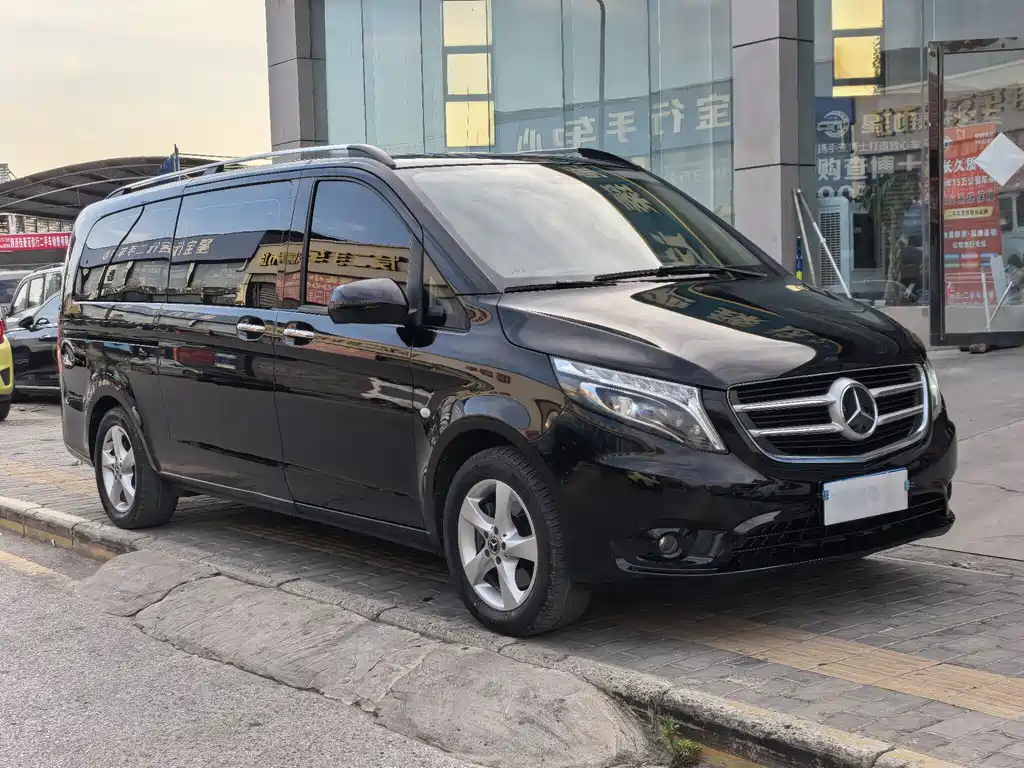 Mercedes-Benz Vito 2020 2.0T Elite 7 мест
