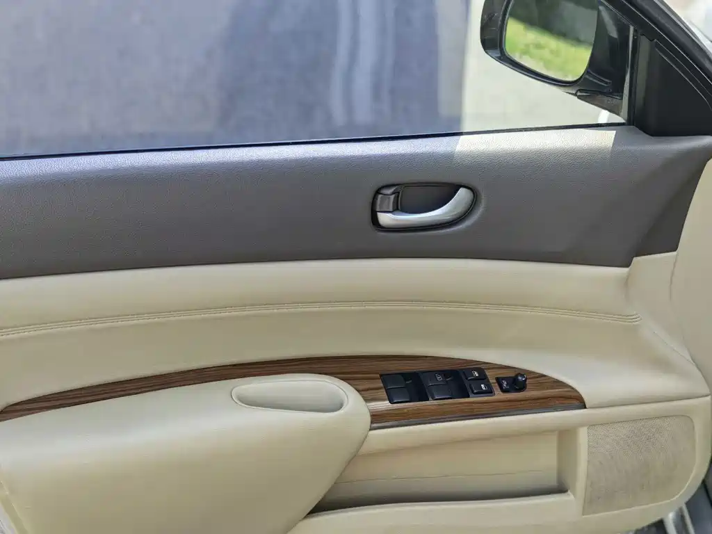 Nissan Teana — миниатюра 6
