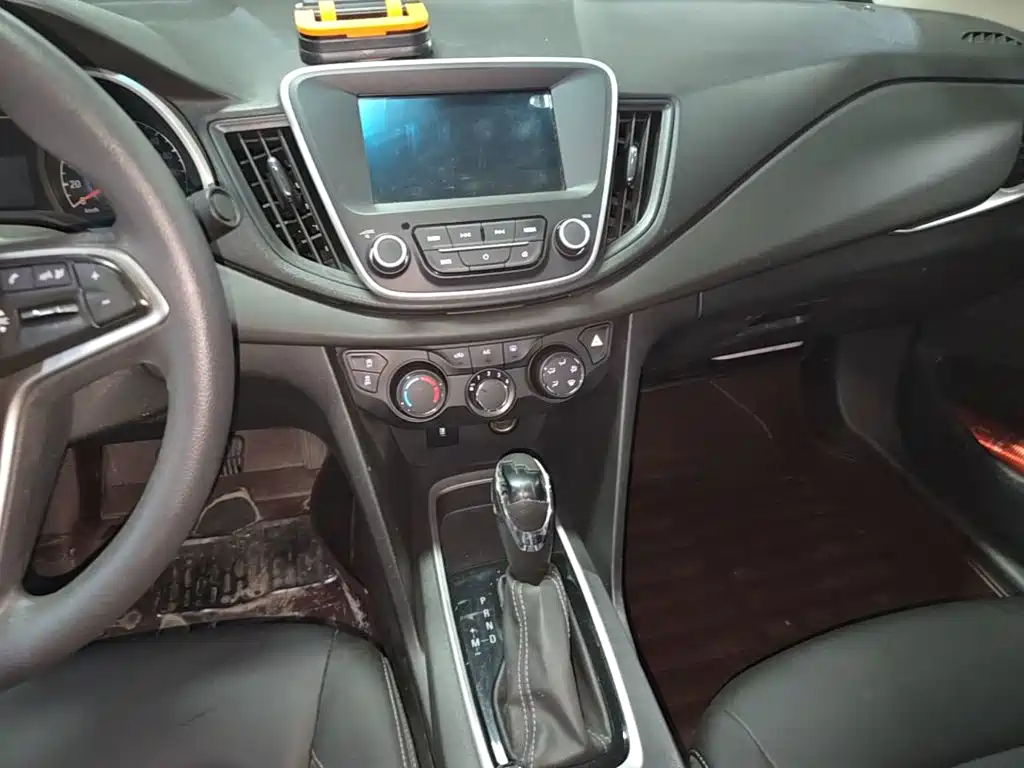 Chevrolet Cavalier — миниатюра 13