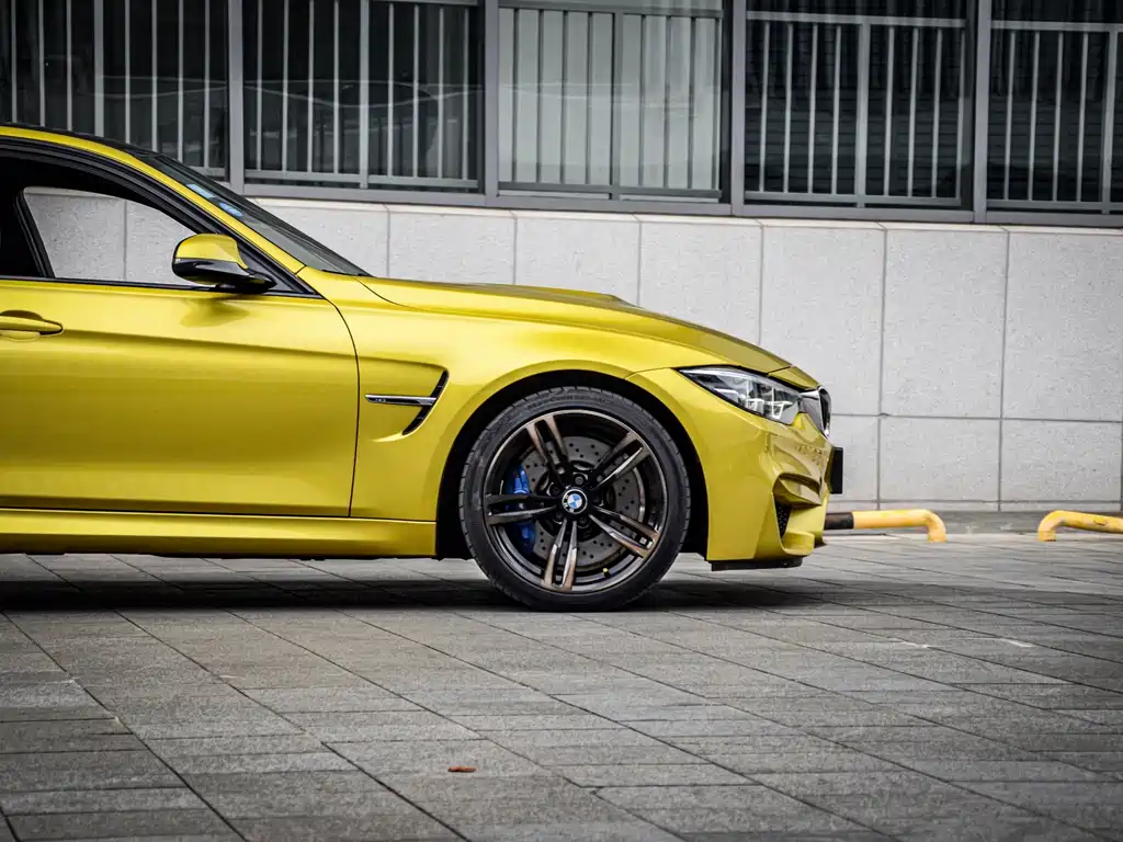 BMW M3 — миниатюра 7