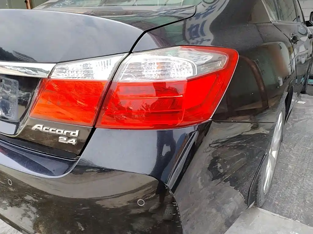 Honda Accord — миниатюра 8
