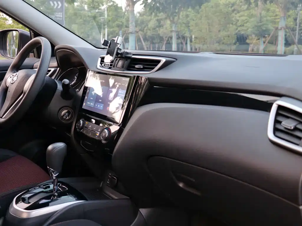 Nissan Qashqai — миниатюра 24