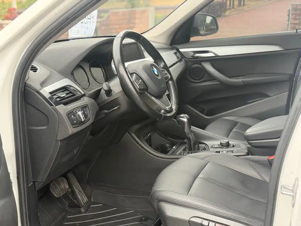 BMW X1 — миниатюра 7