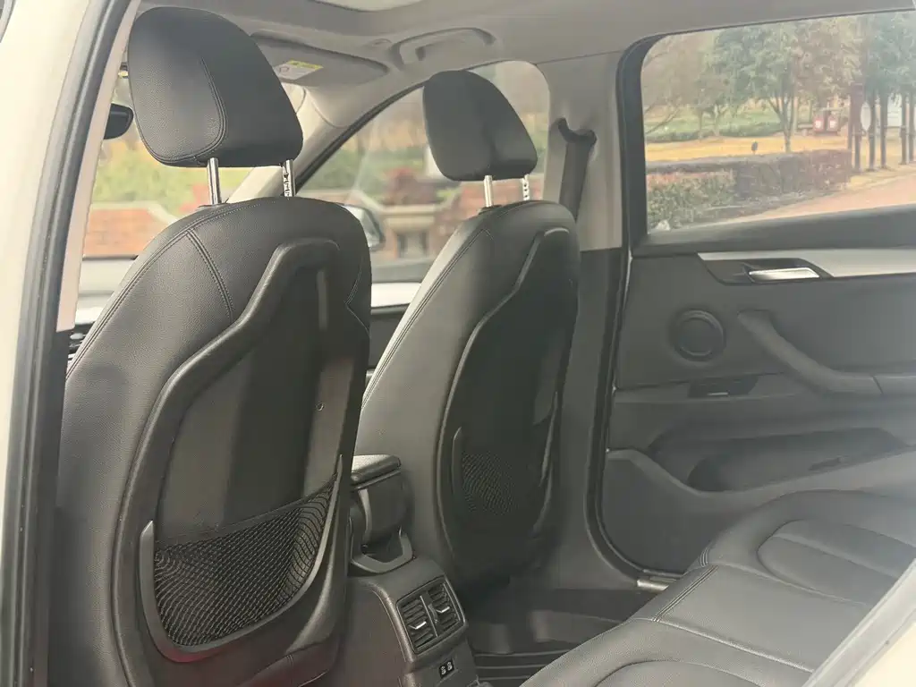 BMW X1 — миниатюра 8