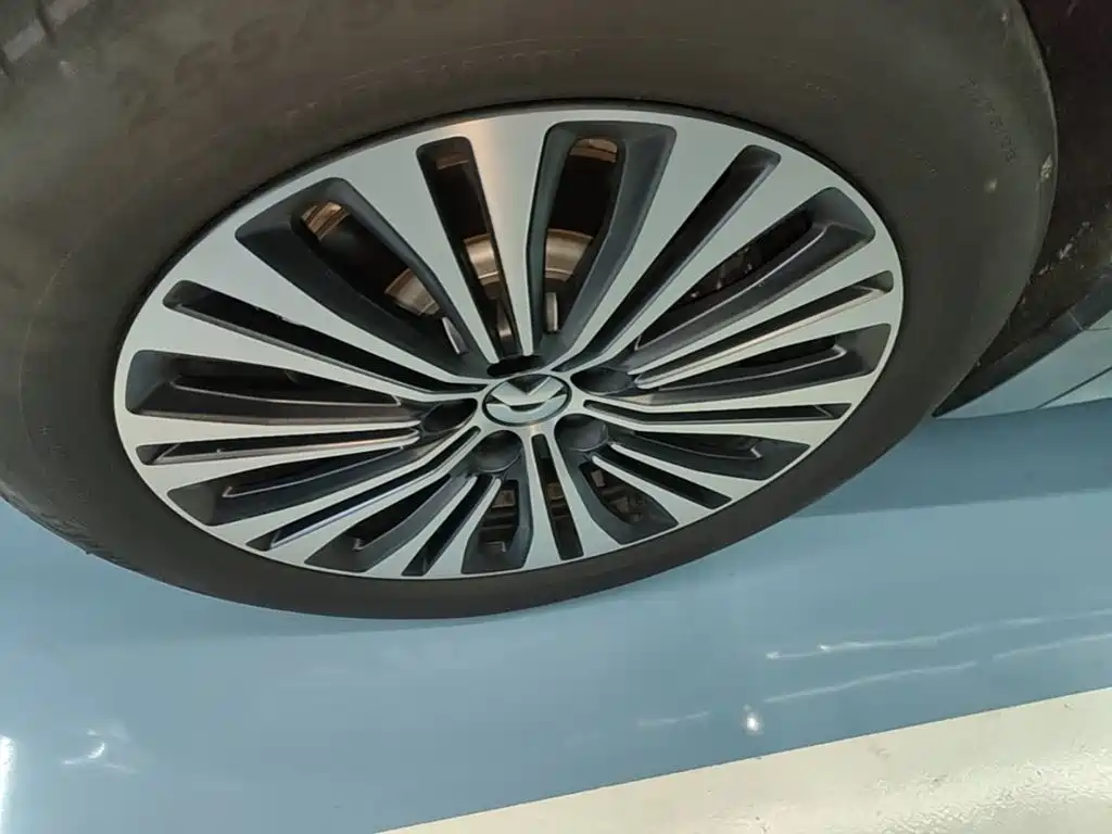 NIO ES7 — миниатюра 23