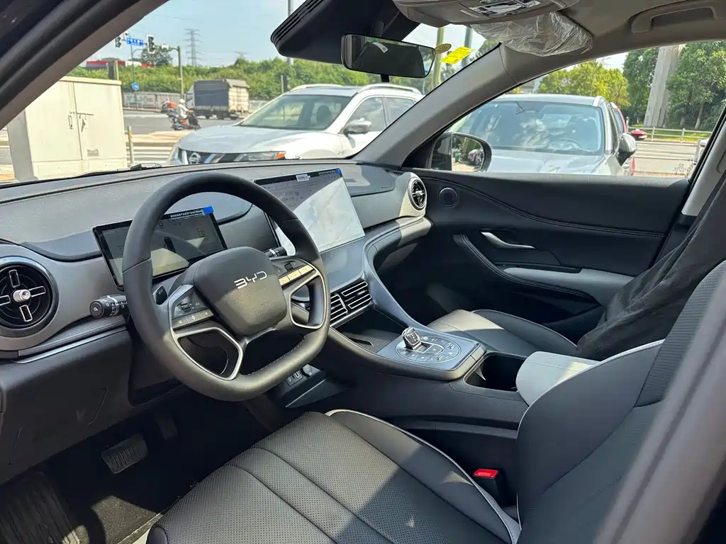 BYD Sealion 05 DM-i — миниатюра 10