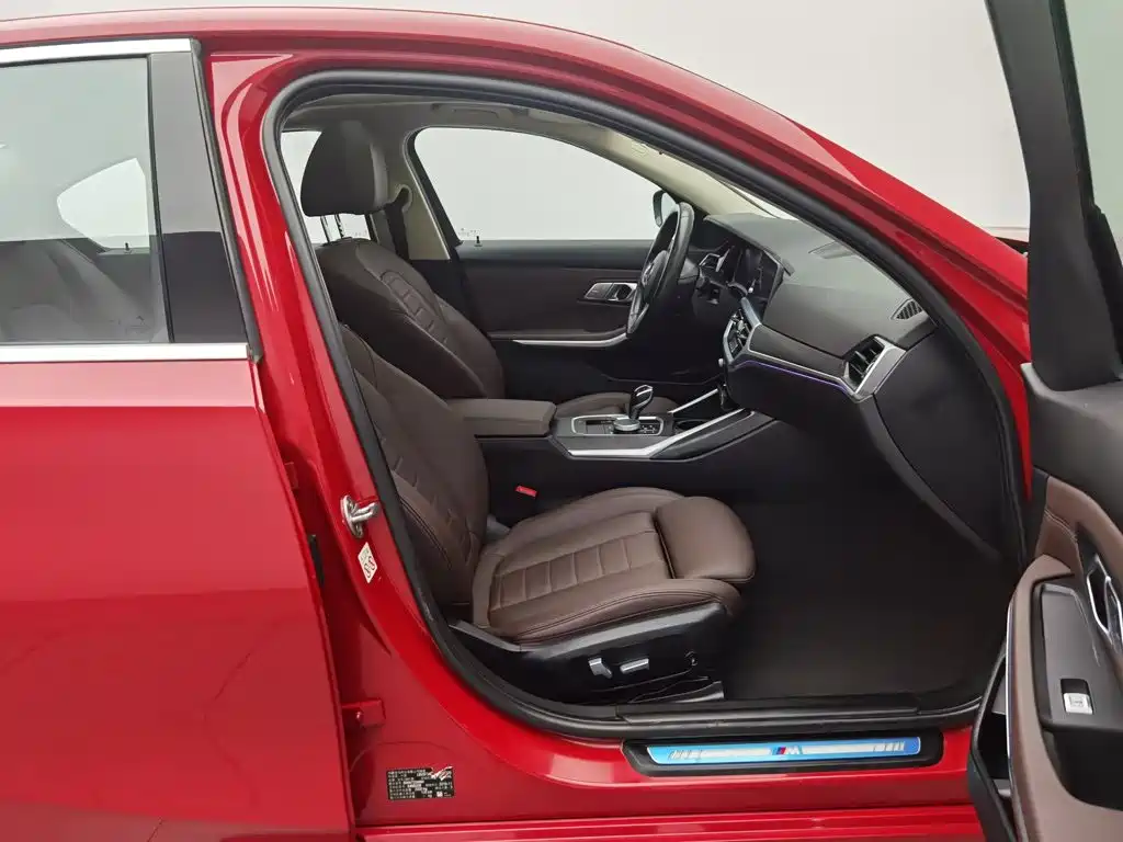 BMW 3 Series — миниатюра 23