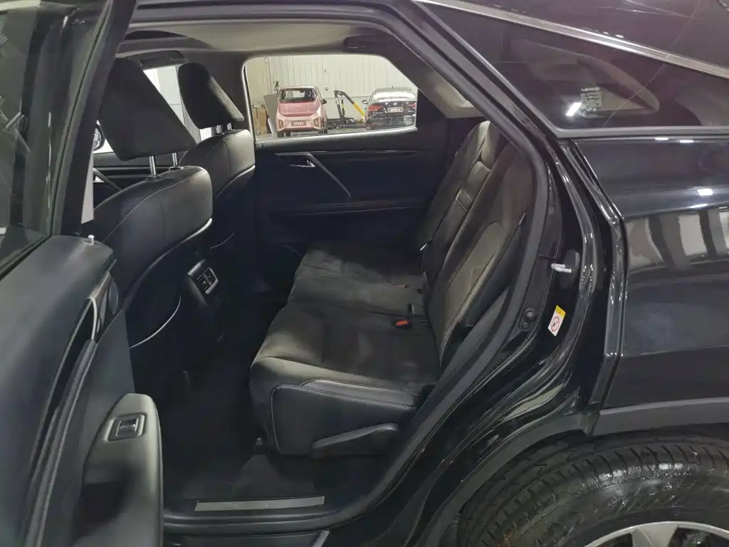 Lexus RX — миниатюра 15