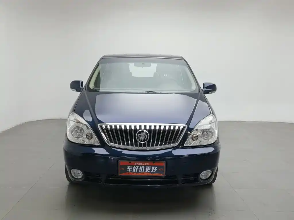 Buick GL8 — миниатюра 3