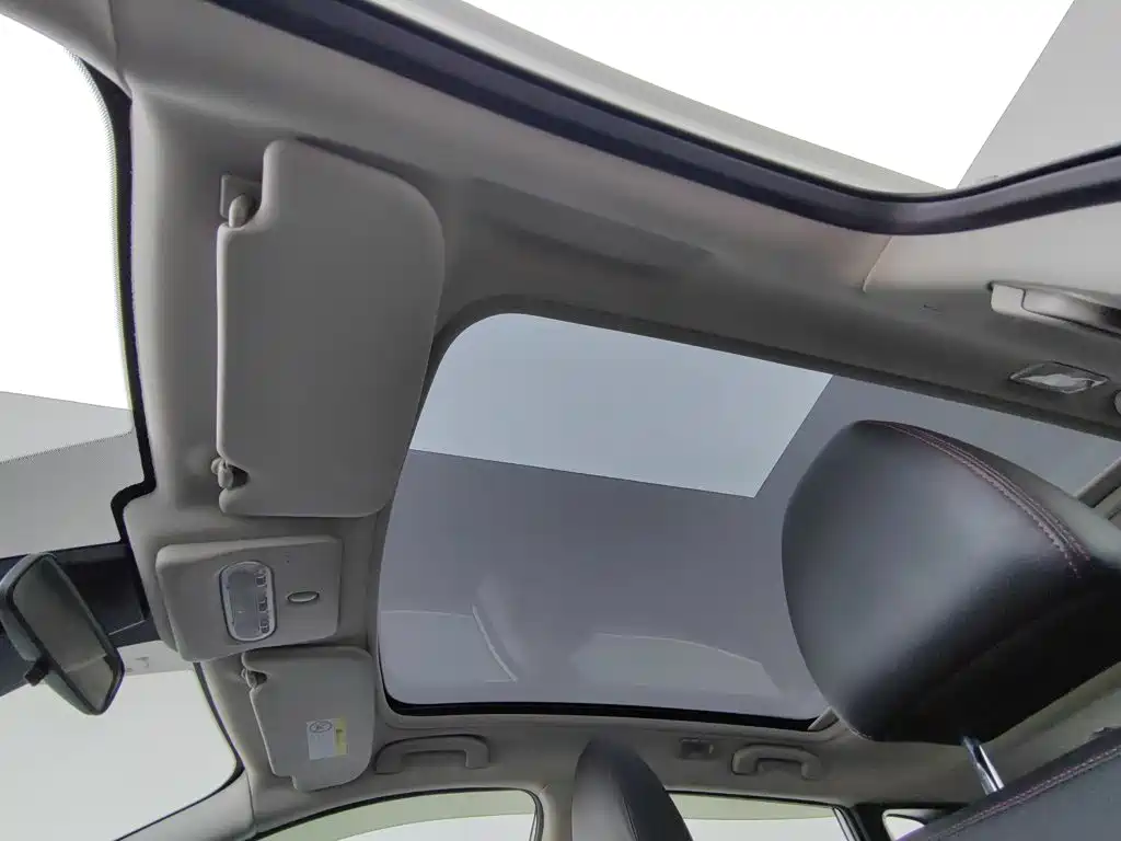 Nissan Qashqai — миниатюра 14