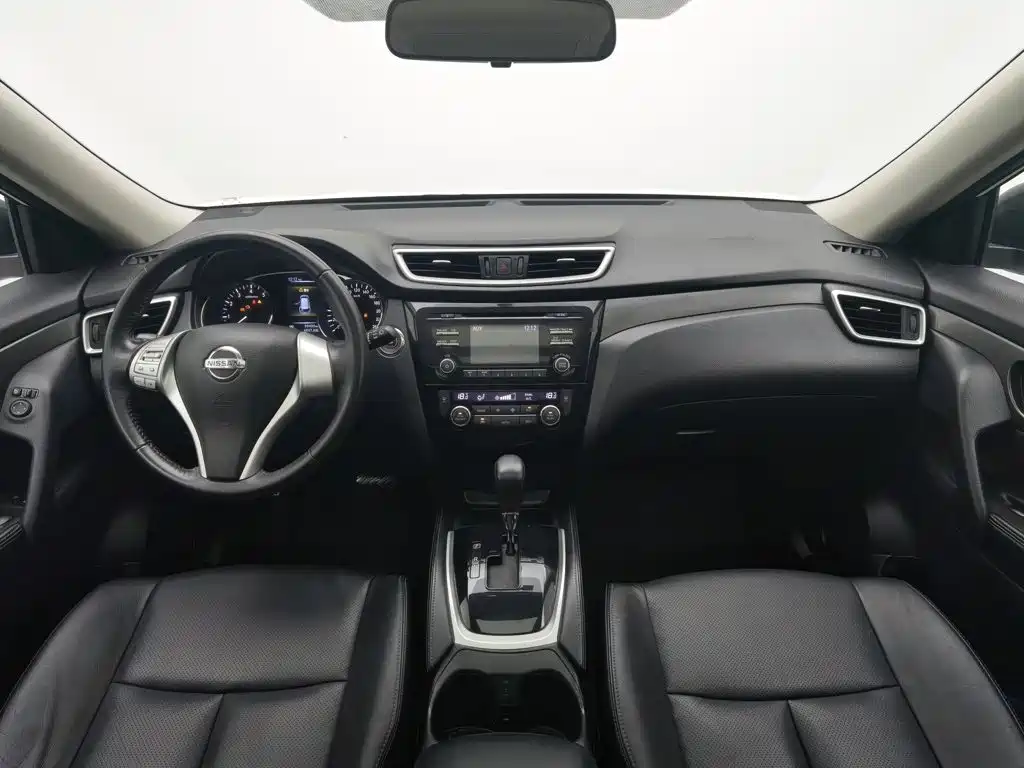 Nissan X-Trail — миниатюра 5