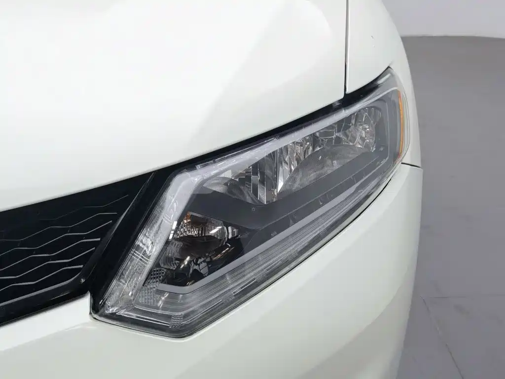 Nissan X-Trail — миниатюра 7
