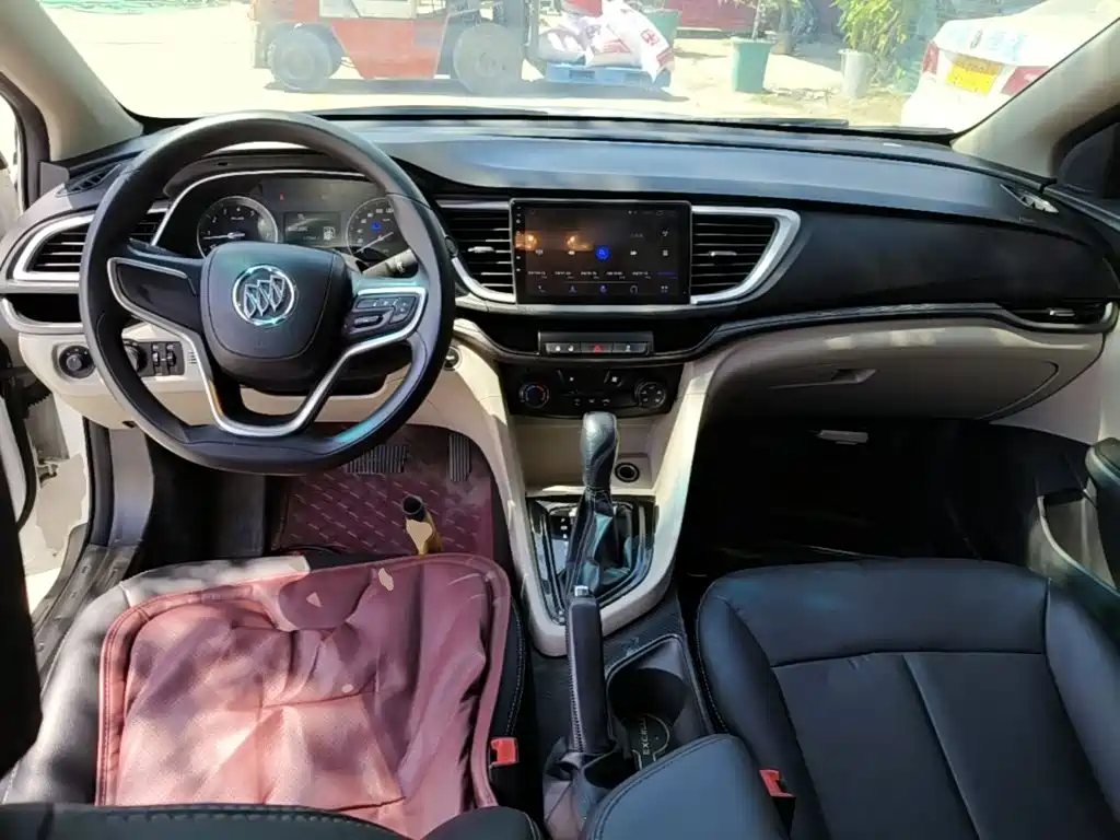 Buick Excelle — миниатюра 10