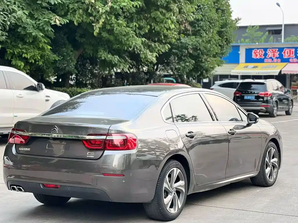 Citroen C6 — миниатюра 9