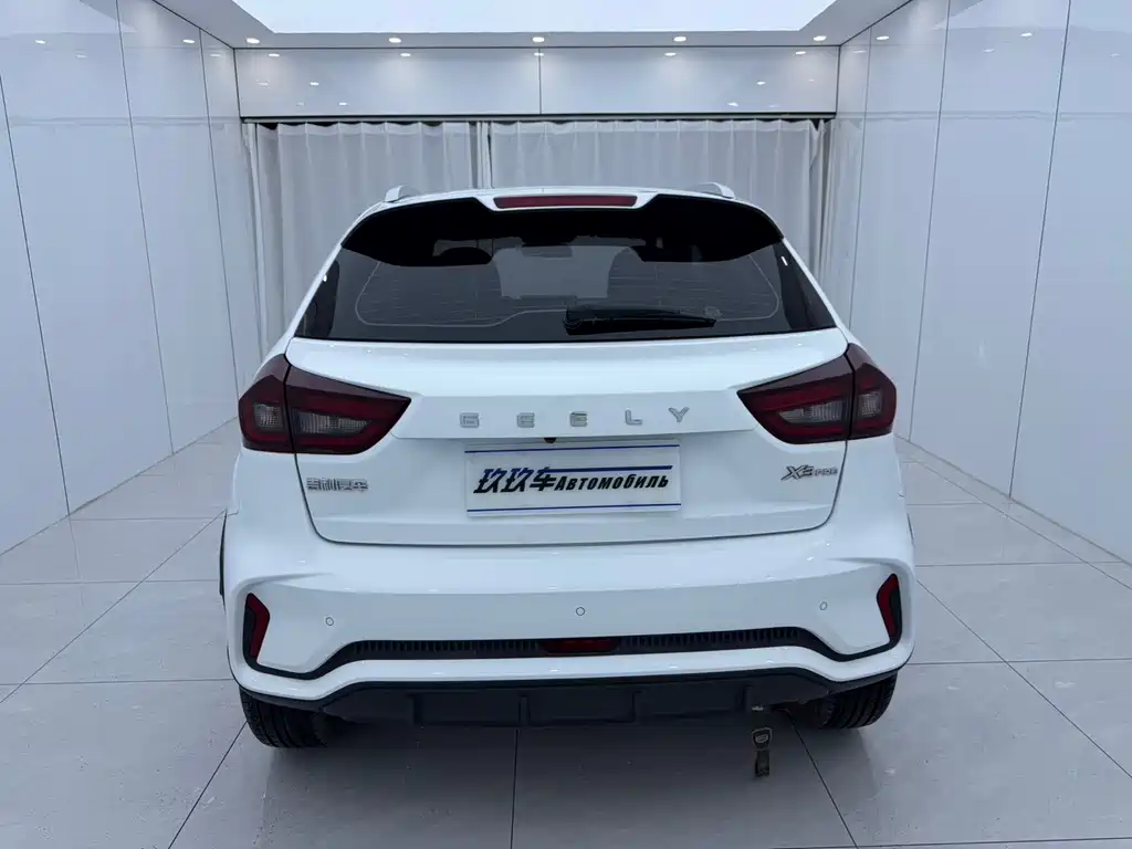Geely Vision X3 — миниатюра 5