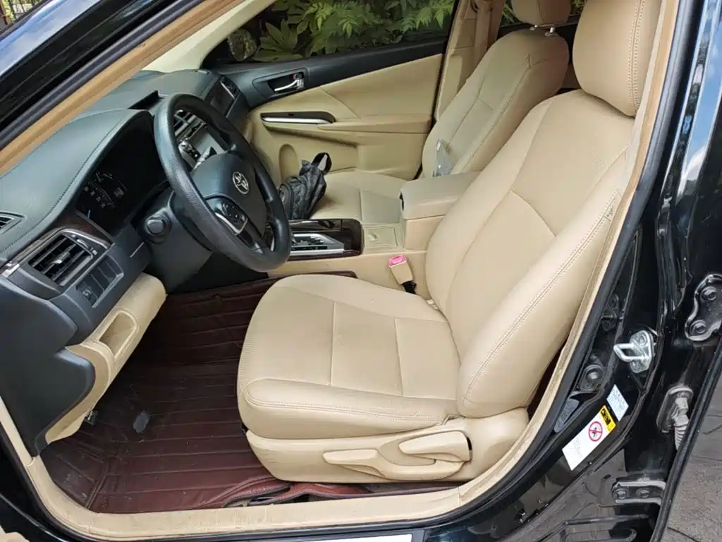 Toyota Camry — миниатюра 15