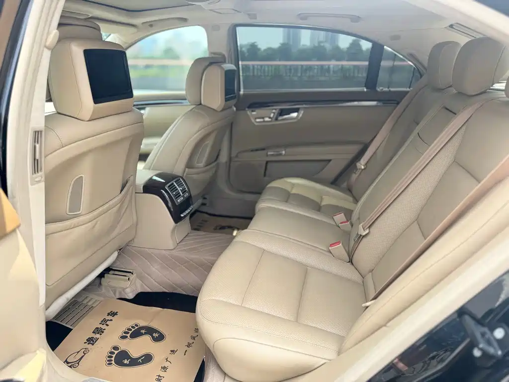Mercedes-Benz S-Class — миниатюра 12