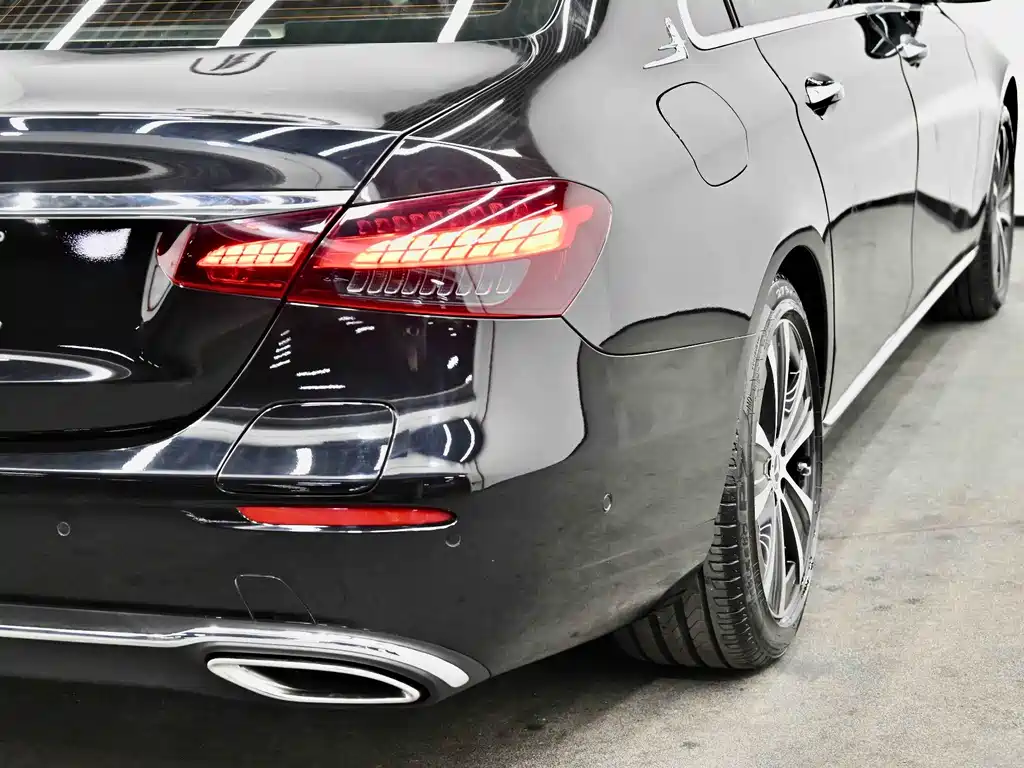 Mercedes-Benz E-Class E 2022 E 350 e L