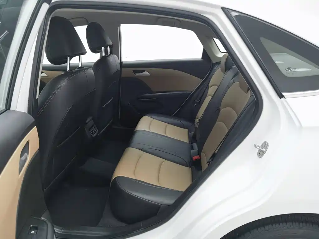 Chevrolet Monza — миниатюра 15