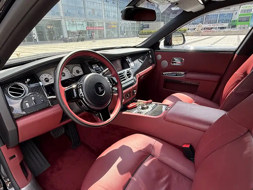 Rolls-Royce Ghost — миниатюра 9
