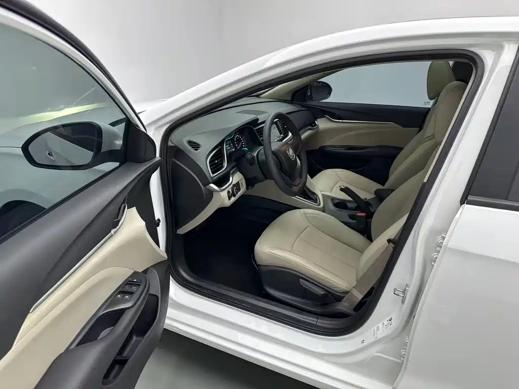 Buick Excelle — миниатюра 5