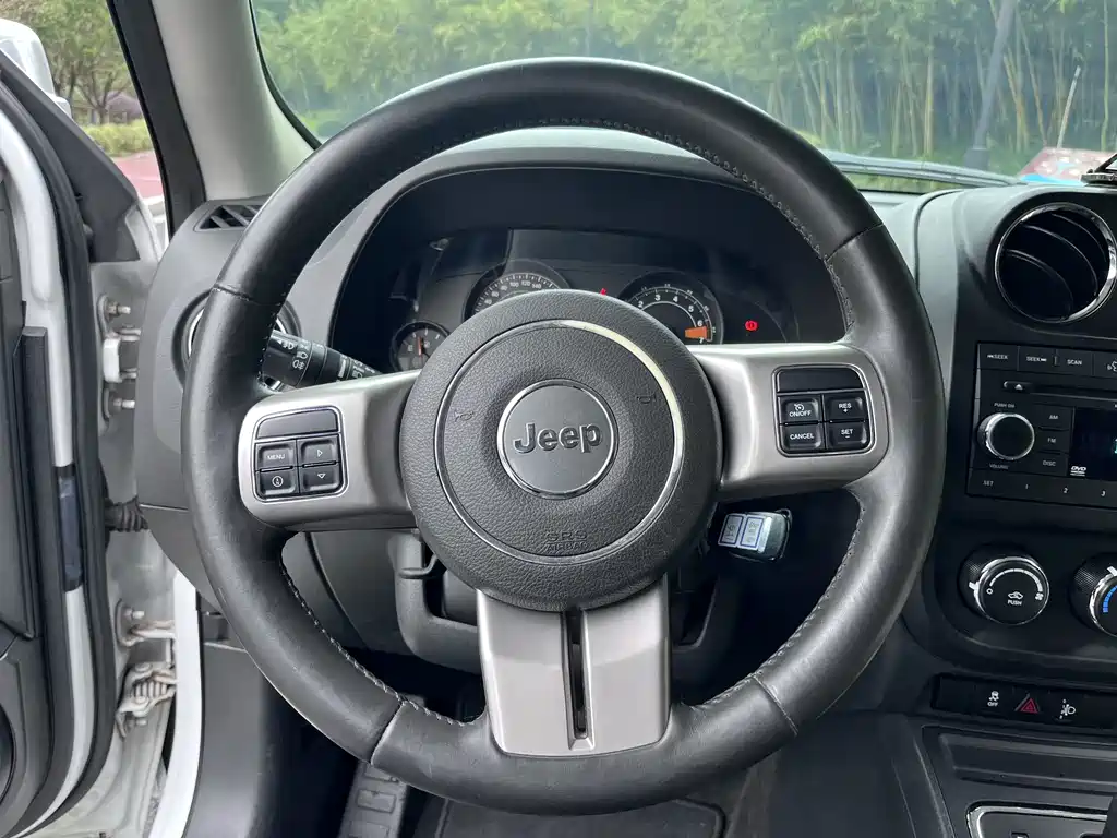 Jeep Patriot — миниатюра 12