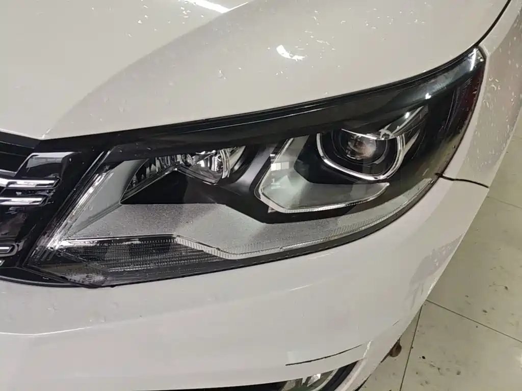Volkswagen Tiguan — миниатюра 24