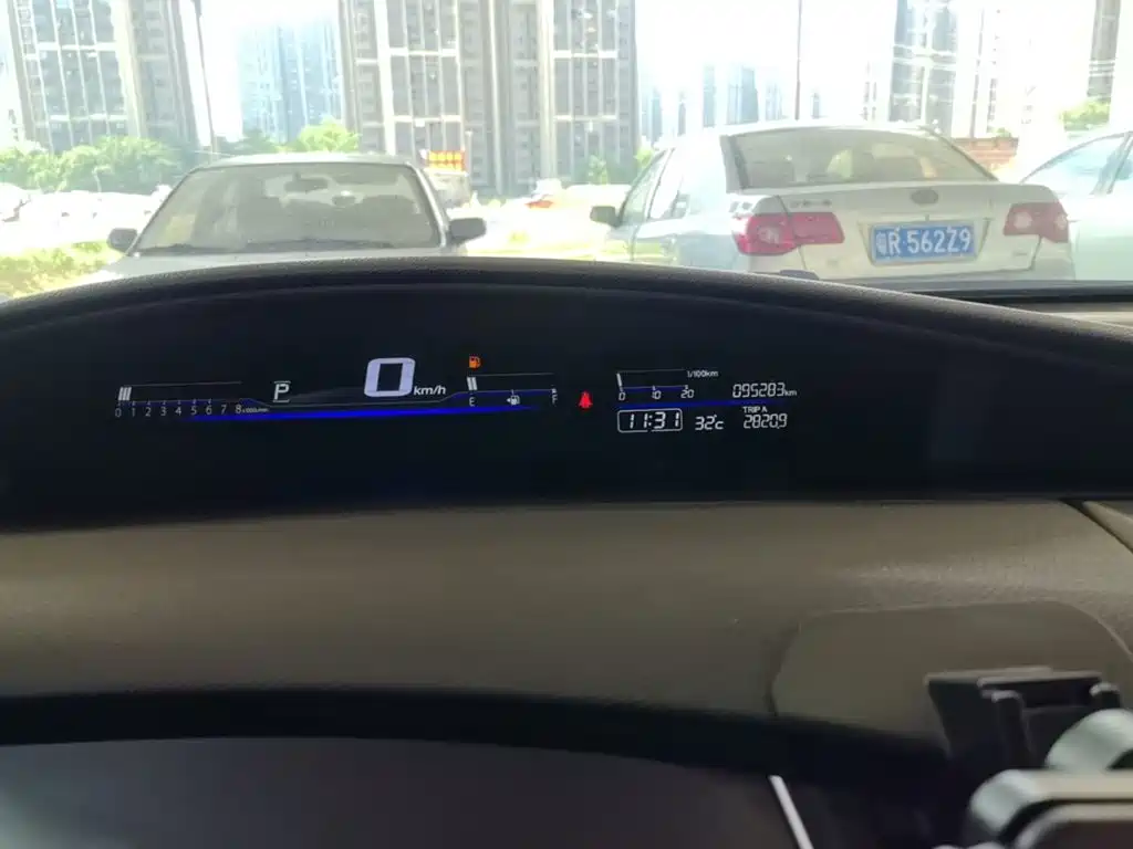 Honda Jade — миниатюра 12